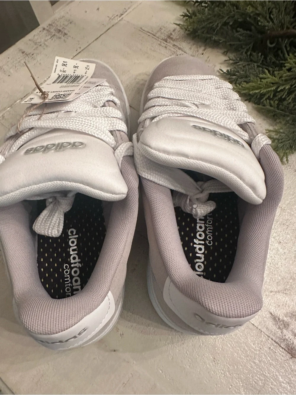 AdidasLace-Up Sneakers in Light Gray and White. Size 7.5. Brand new. - Picture 3 of 4